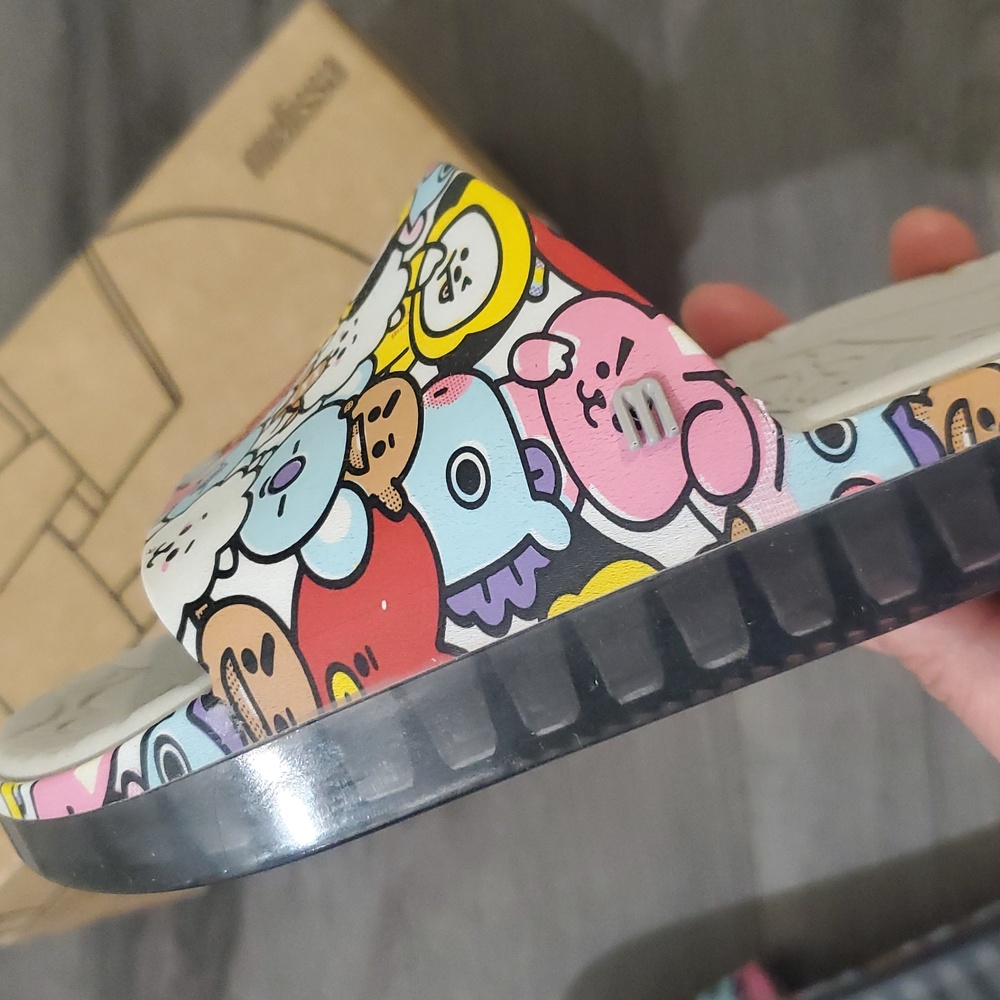 Melissa X BTS Slides - Picture 8 of 8